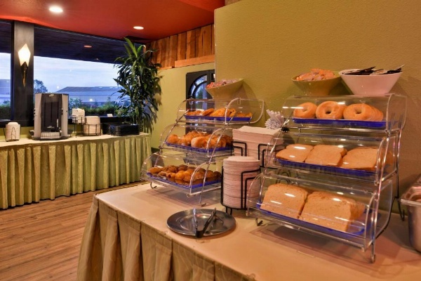 Best Western Corte Madera Inn image 18